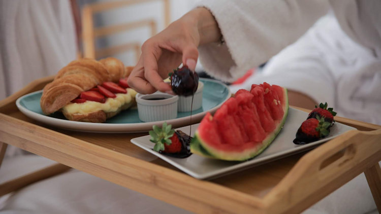 momentum hotel  food